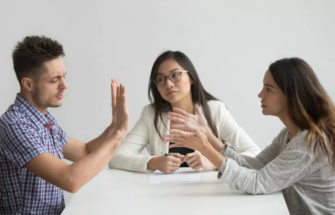 Image of couple arguing in family mediation Plymouth